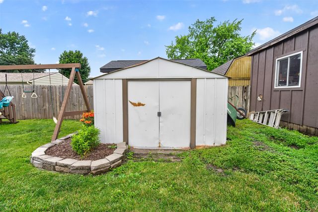 6672 NW 4th Court, Des Moines, IA 50313