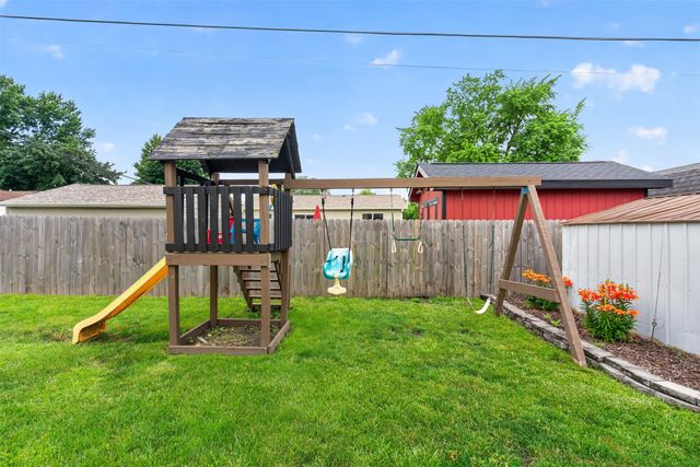 6672 NW 4th Court, Des Moines, IA 50313