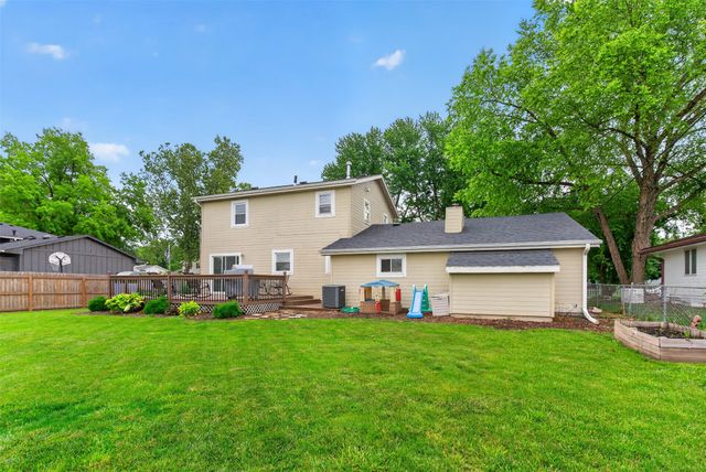 6672 NW 4th Court, Des Moines, IA 50313