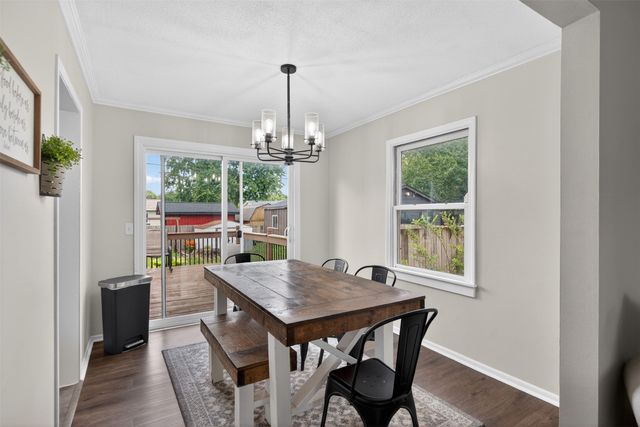 6672 NW 4th Court, Des Moines, IA 50313