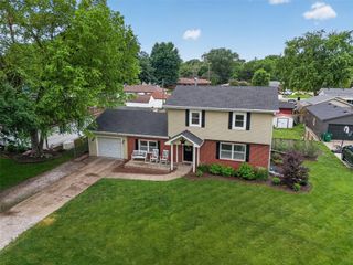 6672 NW 4th Court, Des Moines, IA 50313
