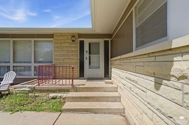 711 Midland, Manhattan, KS 66502