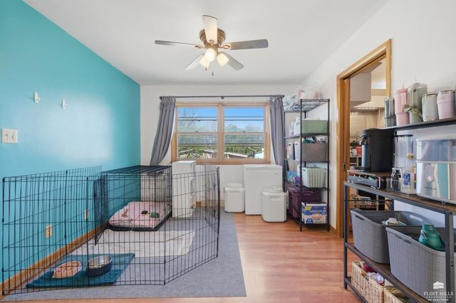 711 Midland, Manhattan, KS 66502