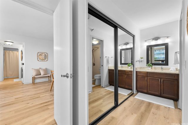 876 Curtis Street 1409, Honolulu, HI 96813