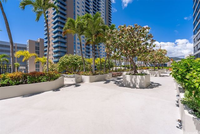 876 Curtis Street 1409, Honolulu, HI 96813