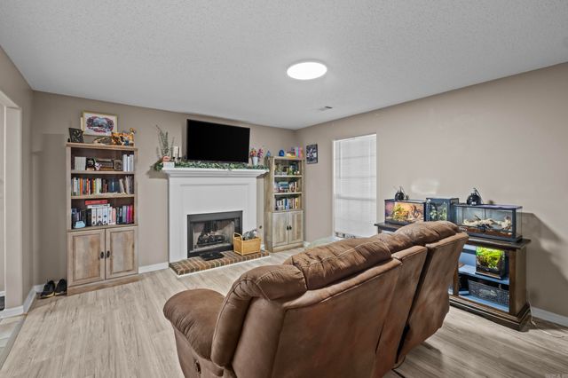 34 Fawn Drive, Ward, AR 72176