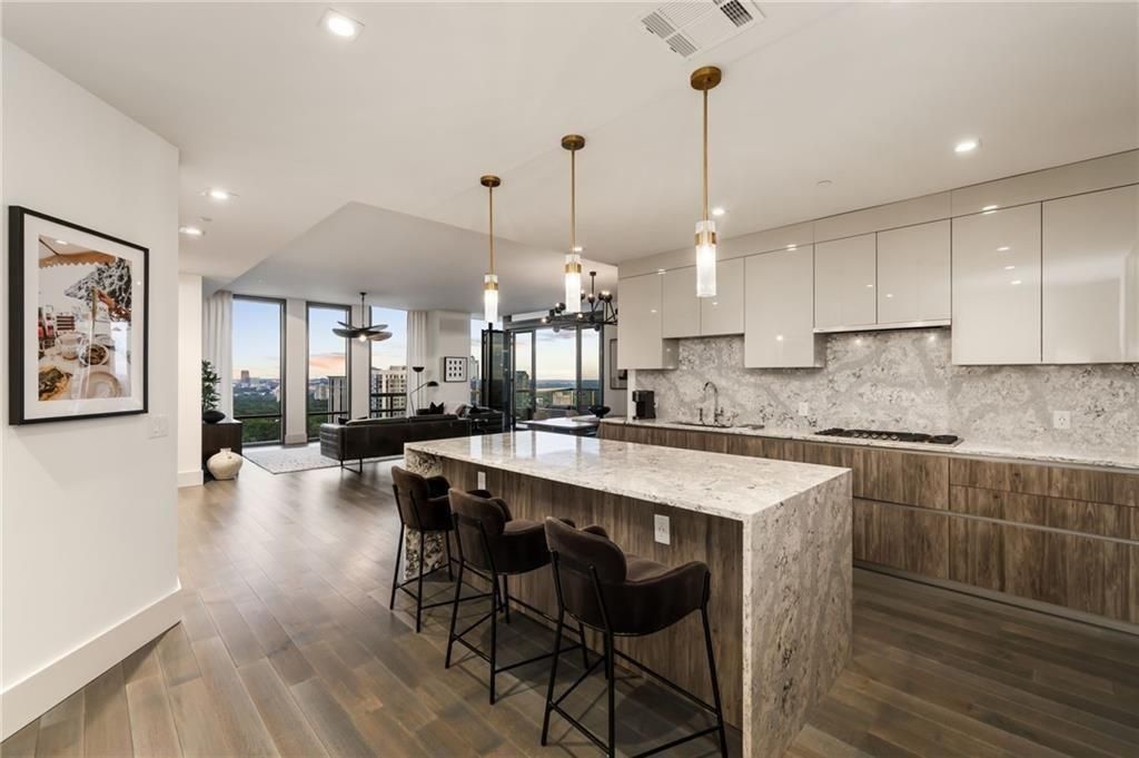 3107 Peachtree Road NE 1803, Atlanta, GA 30305