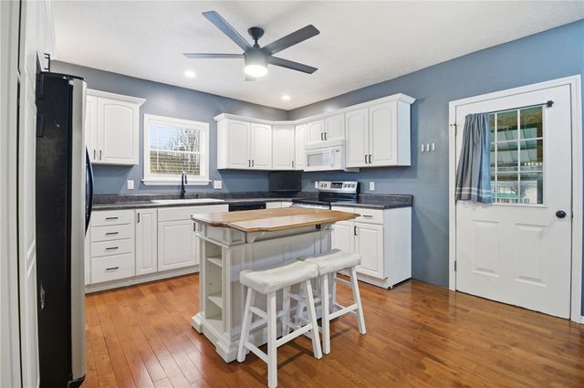 407 First Street, South Union Twp, PA 15401