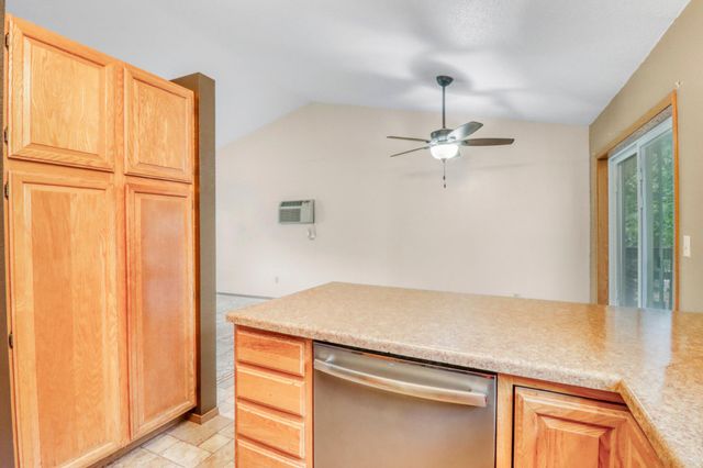 3485 18th Street S, Fargo, ND 58104