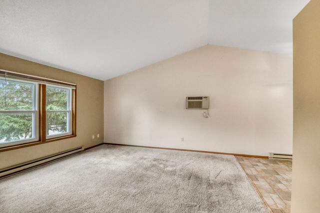 3485 18th Street S, Fargo, ND 58104