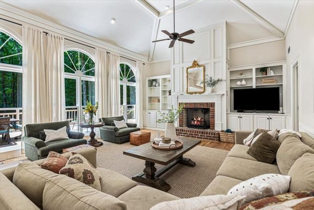 12505 King Road, Roswell, GA 30075