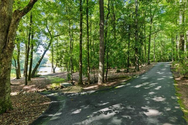 12505 King Road, Roswell, GA 30075