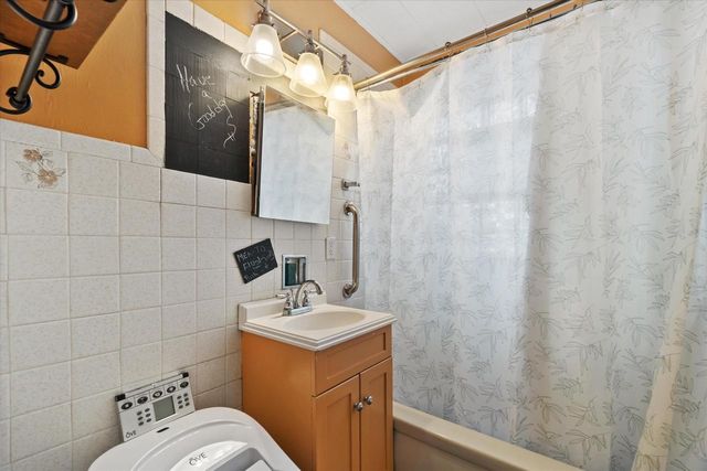 7208 W Nash STREET, Milwaukee, WI 53216