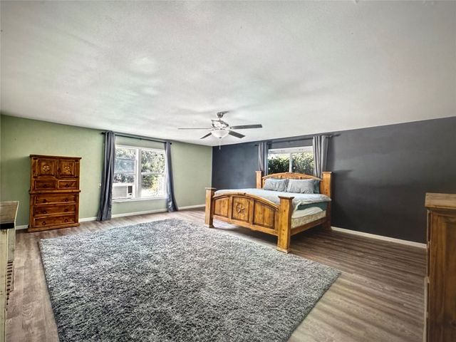 521 Wood, Axtell, TX 76624