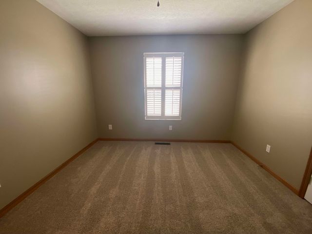 408 Deerwood Drive 408 Deerwood Drive, Piqua, OH 45356