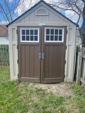 408 Deerwood Drive 408 Deerwood Drive, Piqua, OH 45356