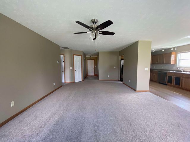 408 Deerwood Drive 408 Deerwood Drive, Piqua, OH 45356
