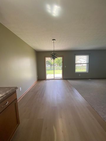 408 Deerwood Drive 408 Deerwood Drive, Piqua, OH 45356