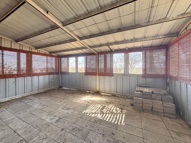 W270N198 Arrowhead TRAIL, Waukesha, WI 53188