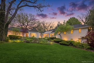 534 Plymouth Court, Frankfort, IL 60423