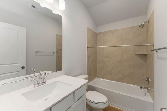 1934 32nd Avenue N, Texas City, TX 77590