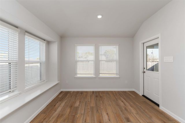 1934 32nd Avenue N, Texas City, TX 77590