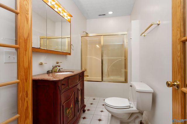 124 Mountain Creek Drive, Gadsden, AL 35901