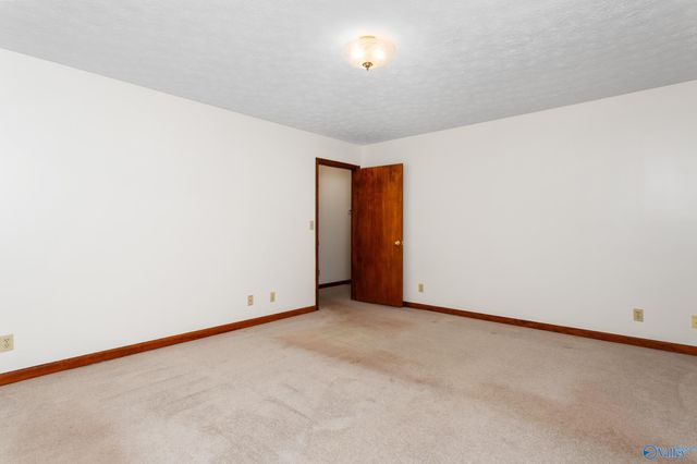 124 Mountain Creek Drive, Gadsden, AL 35901