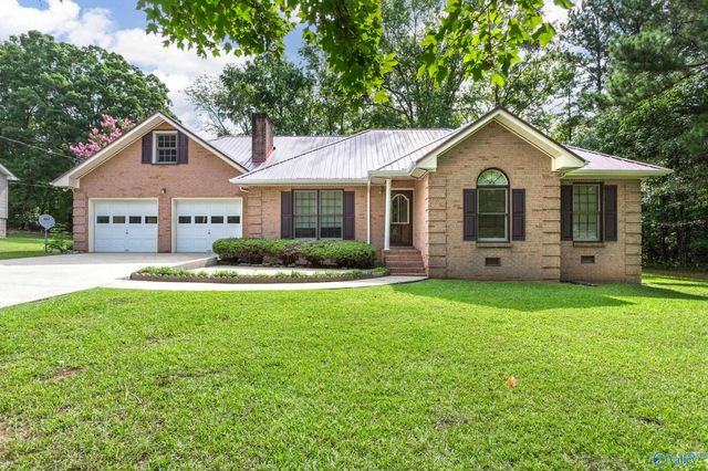 124 Mountain Creek Drive, Gadsden, AL 35901