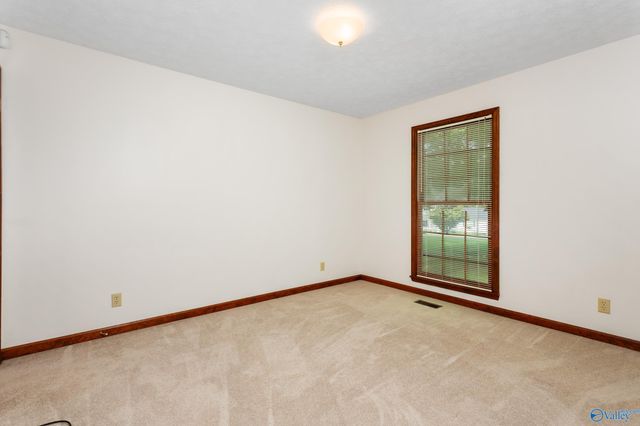 124 Mountain Creek Drive, Gadsden, AL 35901