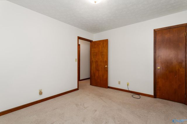 124 Mountain Creek Drive, Gadsden, AL 35901