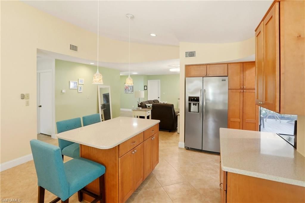 142 Old Tamiami TRL, NAPLES, FL 34110 — photo 2