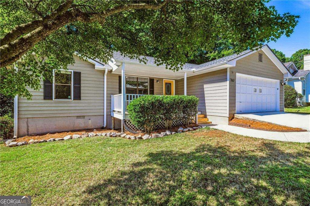767 Pepperwood Trail, Stone Mountain, GA 30087 — photo 2