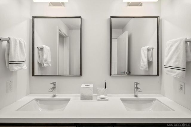 645 Front St 1703, San Diego, CA 92101