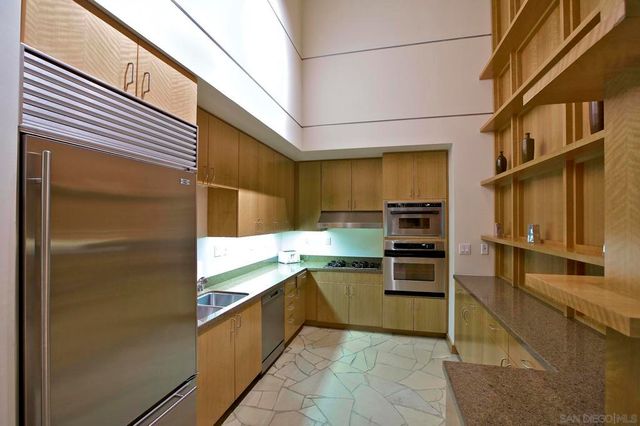 645 Front St 1703, San Diego, CA 92101