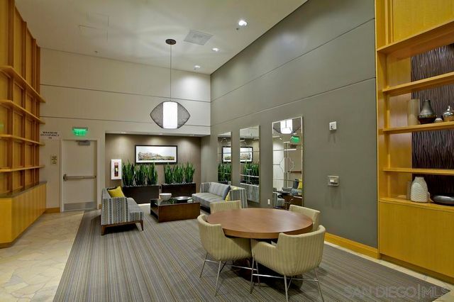 645 Front St 1703, San Diego, CA 92101