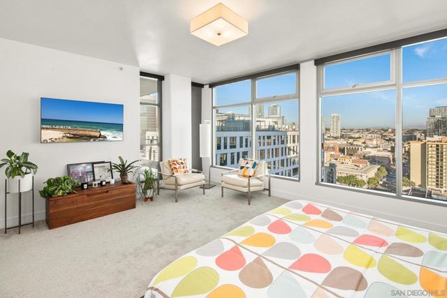 645 Front St 1703, San Diego, CA 92101