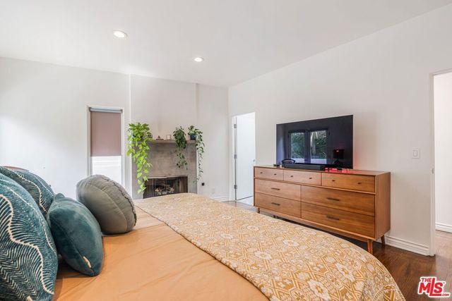 833 17th Street 4, Santa Monica, CA 90403