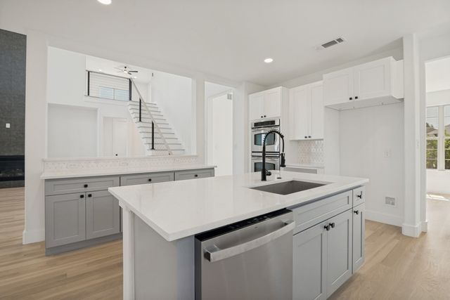 297 Talbot Lane, Sunnyvale, TX 75182