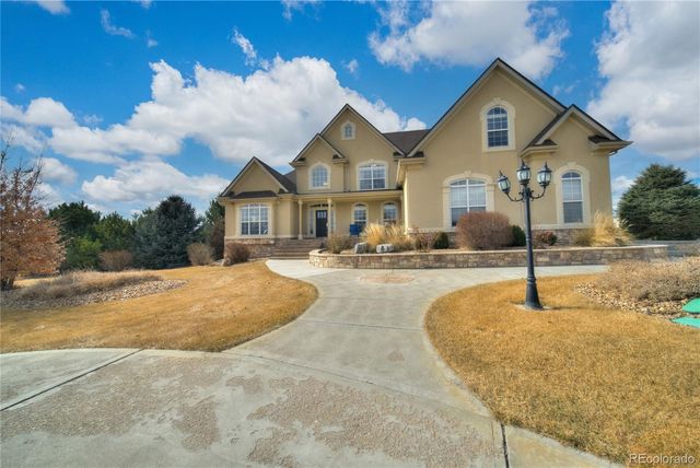 63 Lakeview Circle, Fort Morgan, CO 80701