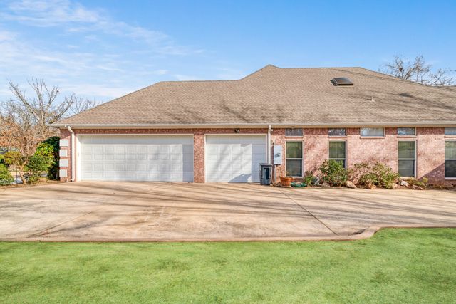 283 Butternut Lane, Powderly, TX 75473