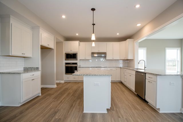 134 Dove Run Circle, Georgetown, KY 40324