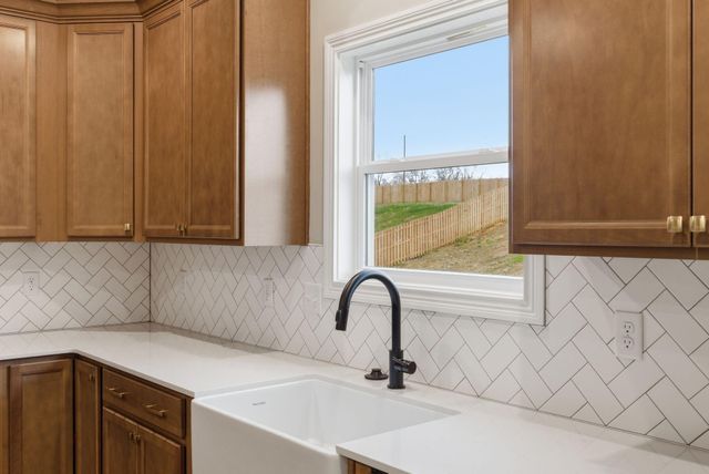 134 Dove Run Circle, Georgetown, KY 40324