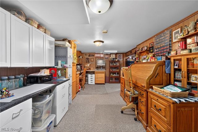 555 Standish Street NW, Massillon, OH 44647