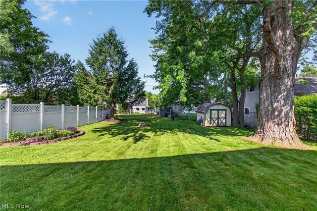 555 Standish Street NW, Massillon, OH 44647