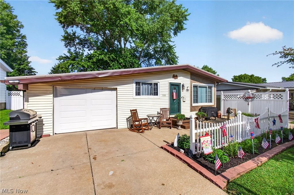 555 Standish Street NW, Massillon, OH 44647
