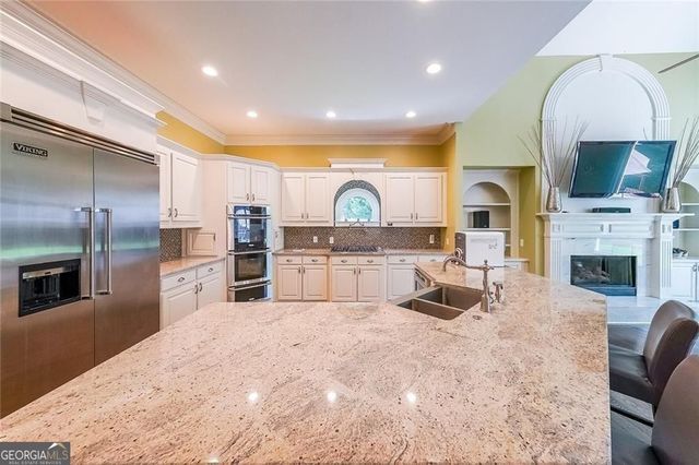 3915 Merriweather Woods, Johns Creek, GA 30022