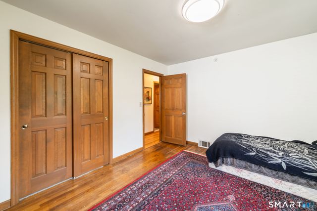 26 Corbin Road, Hamden, CT 06517