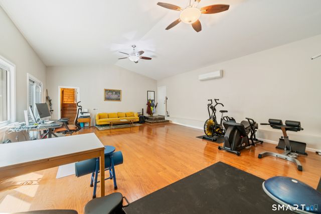 26 Corbin Road, Hamden, CT 06517