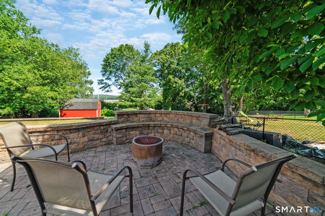 26 Corbin Road, Hamden, CT 06517